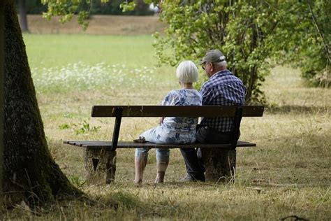 Over 40.000 gratis billeder for Ældre Dame og Ældre